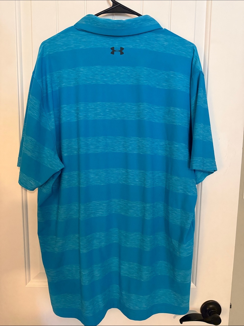 NWOT Under Armour Polo Shirt blue stripe - Picture 3 of 3